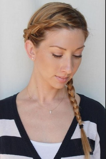Cute Wrap Around Side Braided Hairstyle Tutorials