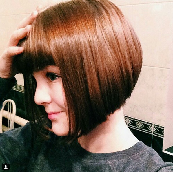 Nice short haircuts with sharp bangs