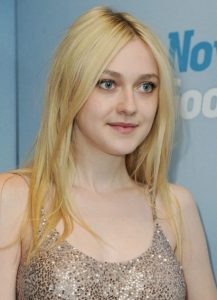 Dakota Fanning Blonde Straight Long Hairstyles