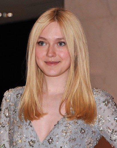 Dakota Fanning Medium Straight Hairstyles for Girls
