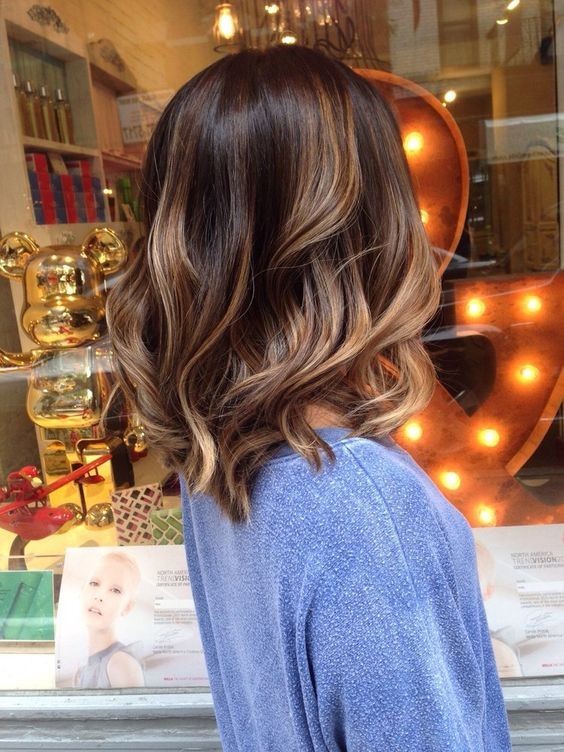 Brown and Dark blond --- thyal-ya-medium-pyidium-hair-pyidum-