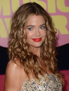 Denise Richards Long Wavy Style