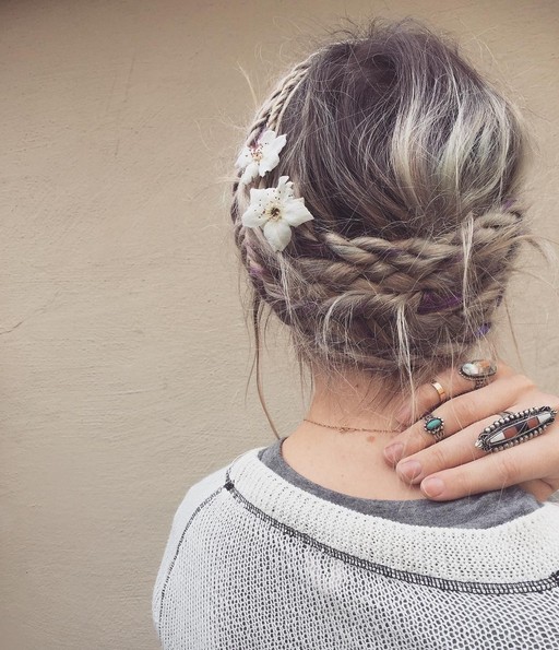 Hack with a fascinated bed head - summer hairstyles