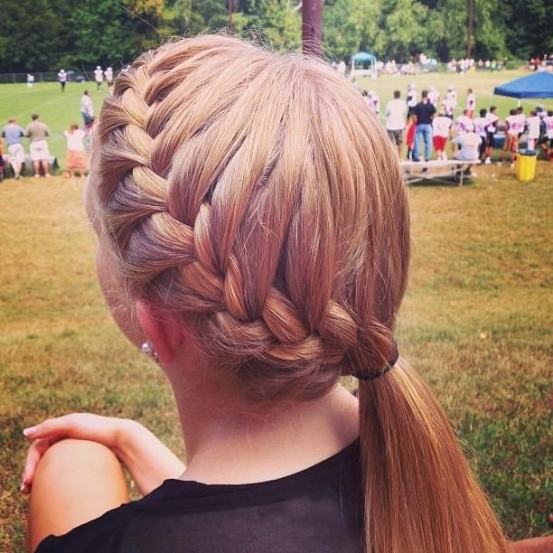 Easy braid dowry: French hairstyles