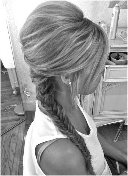 Daily hairstyles to redeem French