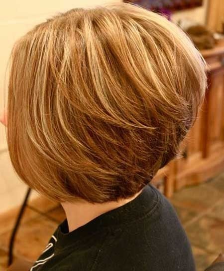 Daily hairstyles for short hair: Plain Bob