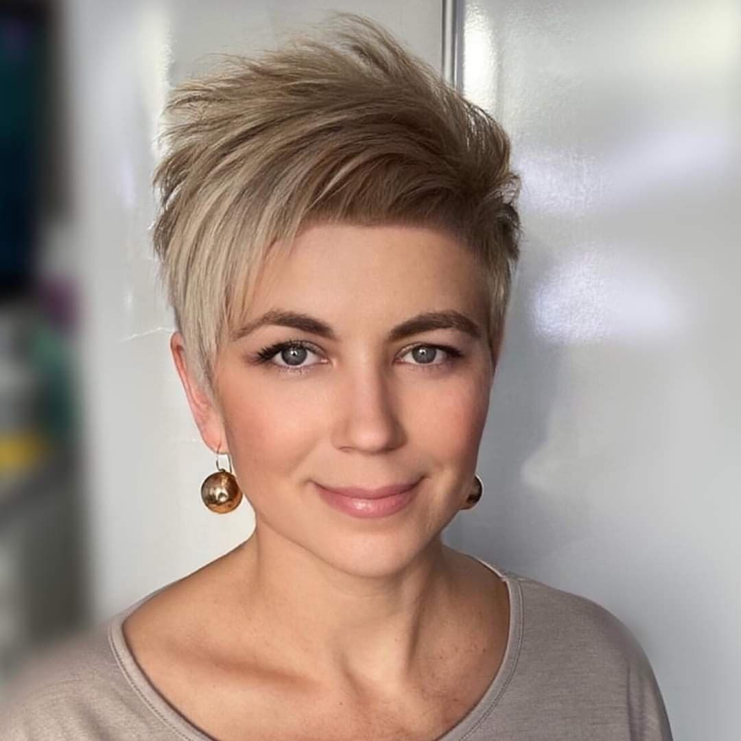 Female Pixie Hairstyles & Haircuts