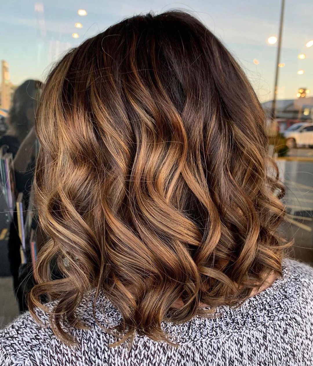 Medium length haircuts with wavy hair - medium hairstyles