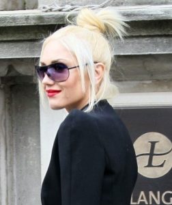 Gwen Stefani Trendy Chignon Hairstyle for Medium Hair