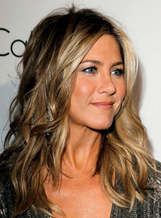 Jennifer Aniston Hairstyles: Trendy Hair Color