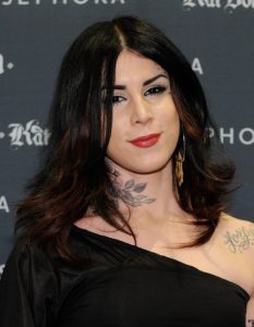 Kat Von D Shoulder Length Hairstyle