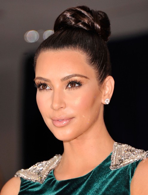 Long hairstyles Kim Kardashian: