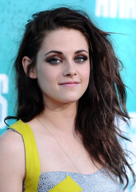 Kristen Stewart Messy Long Layered Hairstyle