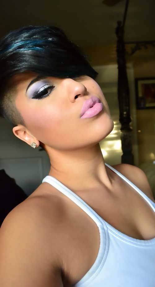 The latest short haircut for the throat for black women