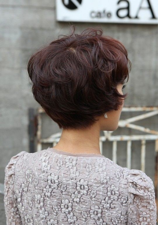 Asian hairstyles layers for short hair: rear display