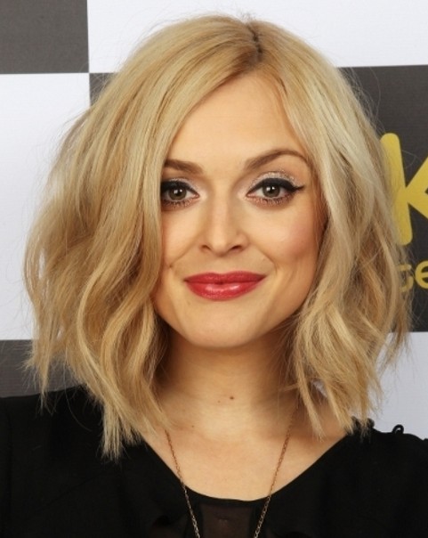 Layered Bob Haircut: Blonde Hairstyles