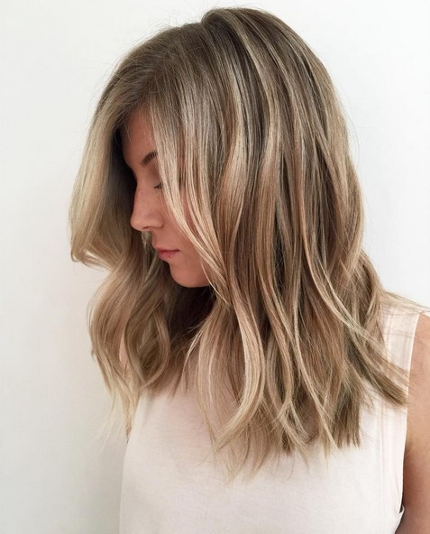 Medium layers hairstyles