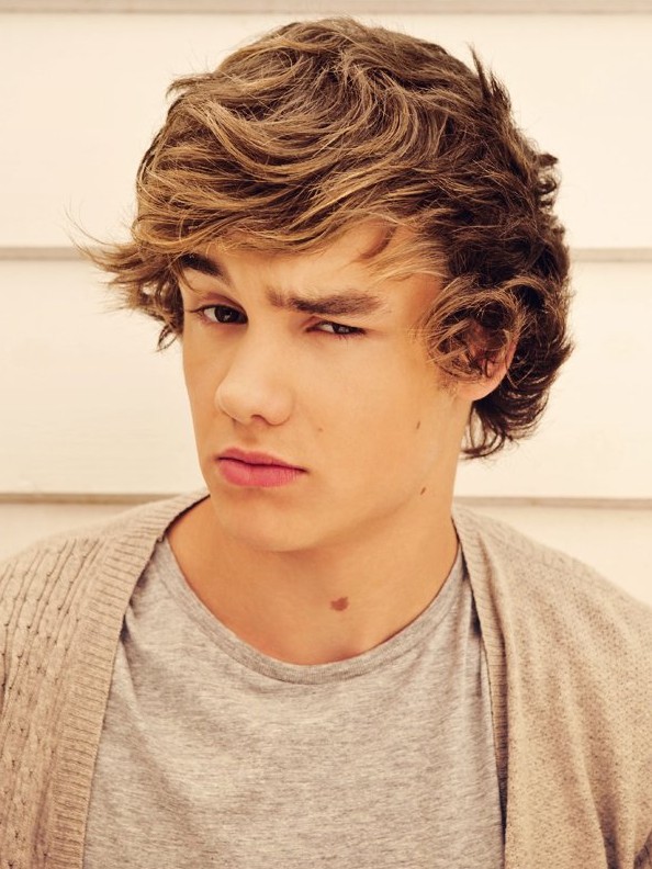 Liam Payne Hair Styles: Young Men Short Haircut