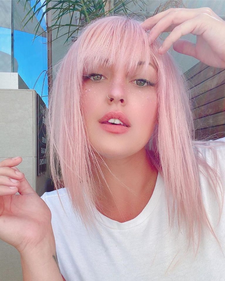 10 Lob Hairstyles for Straight Hair in Fantasy & Blonde Colors