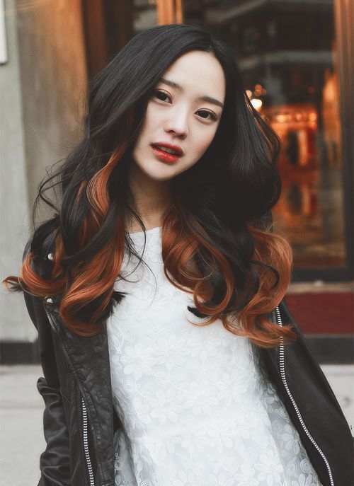 Long hairstyles with prominent points