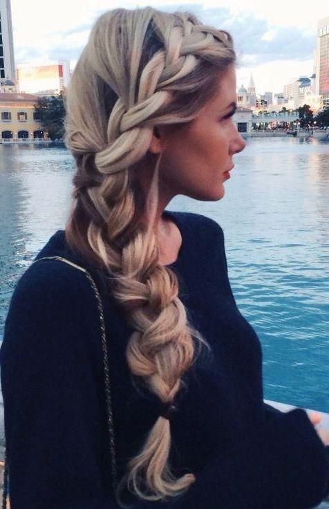 Loose braid hairstyle: very nice
