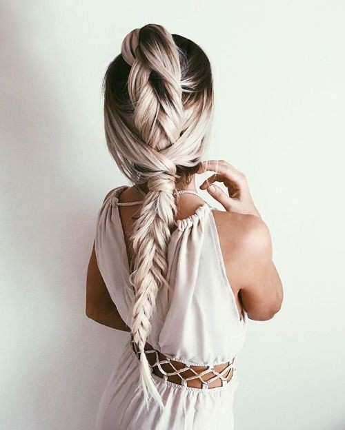 Bedtopped hairstyle