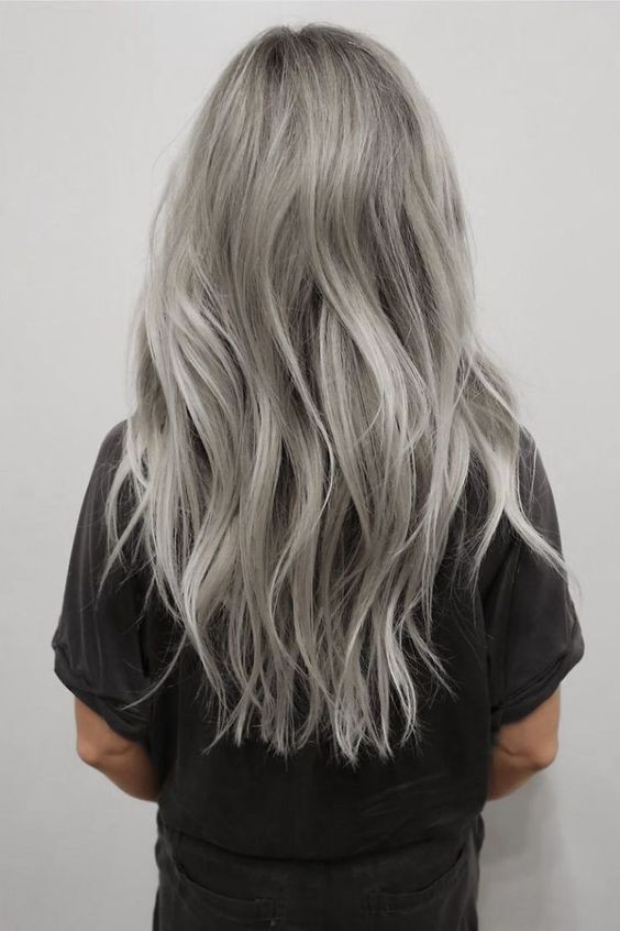 Beautiful gray hair for long hair - pastel hairstyle ideas