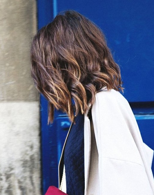 Medium layers hairstyles for wavy hair