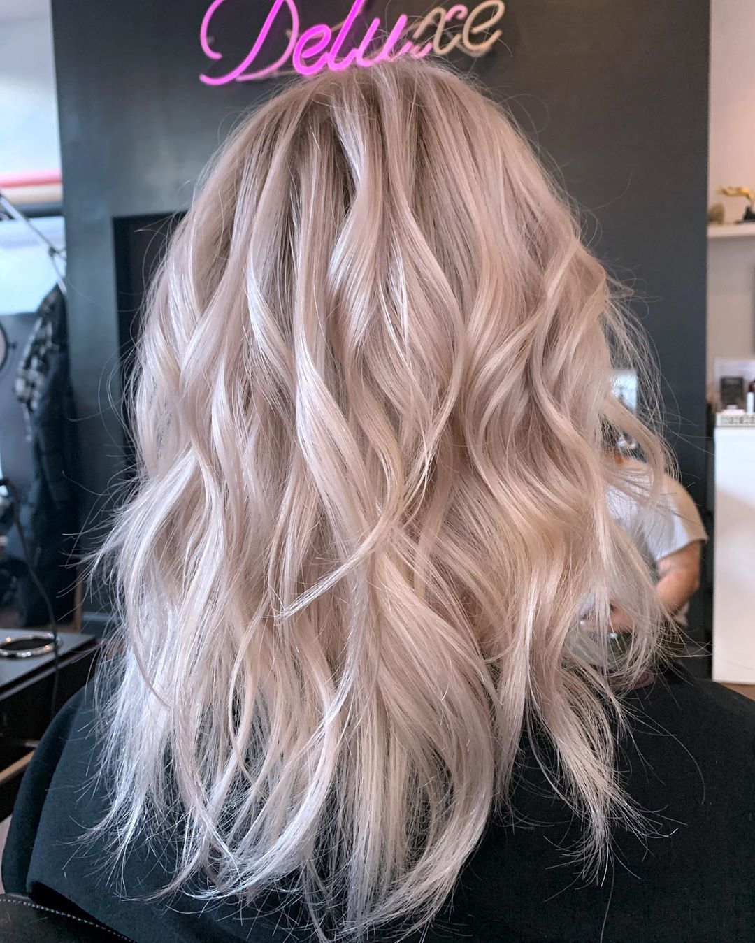 Medium hairstyles and color - hairstyles and shoulder length in 2021