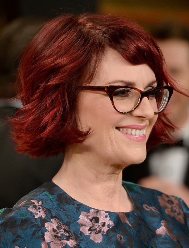 Megan Mullly Red Povy Hair: Stylish short hairstyles for women more than 40 - 50