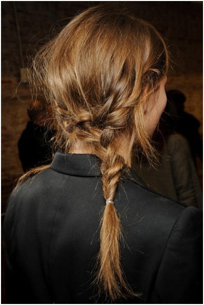 Successive asymmetric braid: low ponytail
