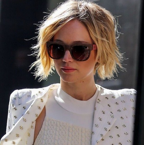 Poetry hairstyle with blond hair - short -layer haircuts 2016