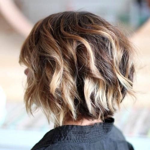 Short chapter haircuts -chaotic hair cuts for thick hair -bop with a thick chin length with the most prominent blonde