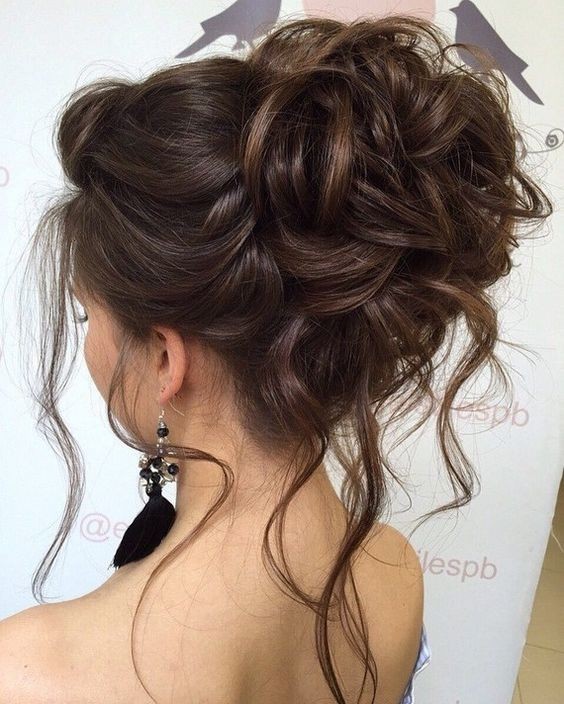 10 Beautiful Updo Hairstyles for Weddings