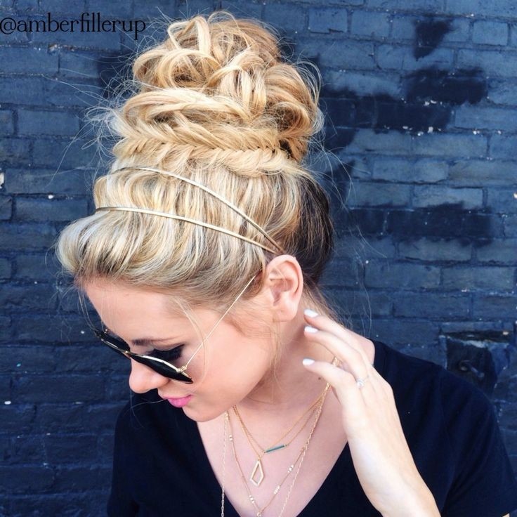 Employed and interesting cake updates: braid hairstyle