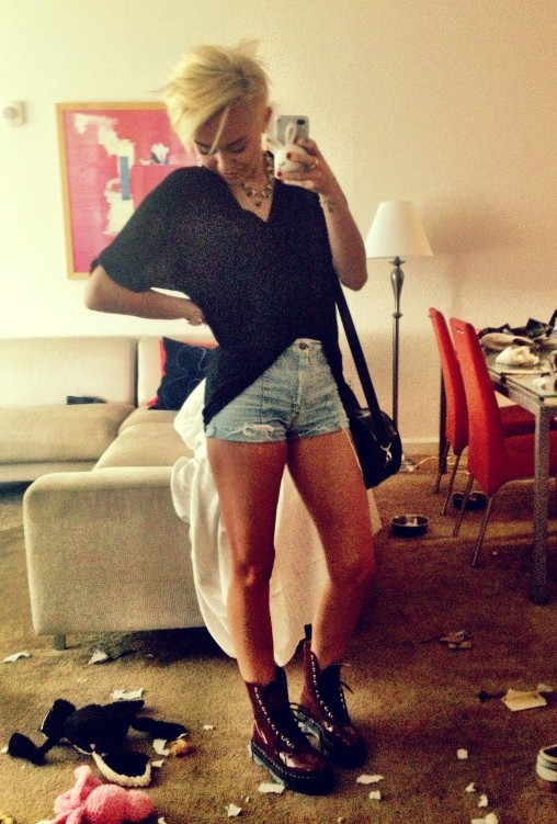 Miley Cyrus short short hairstyles Miley Cyrus short short hairstyles