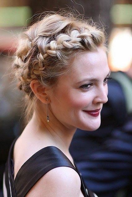 Milk braids for short hair - a nice hairstyle for short hair