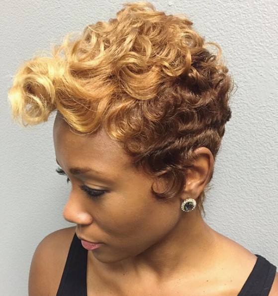 Natural curly hairstyle for short hair