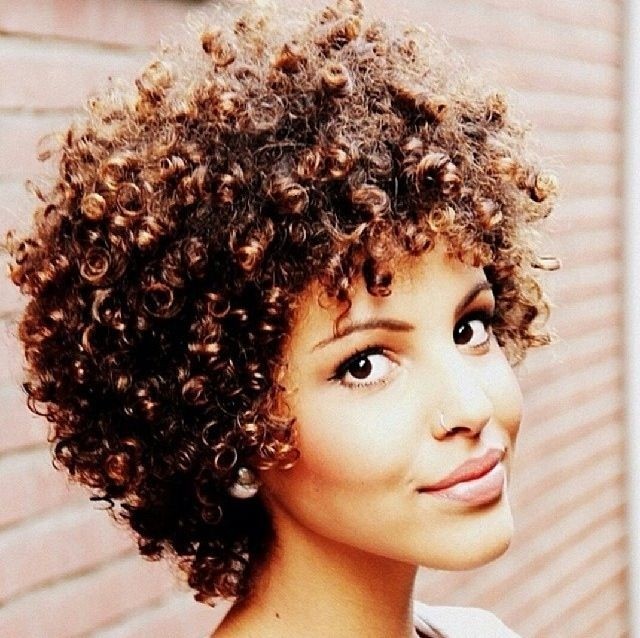 Natural short curly hair - black hairstyles 2015
