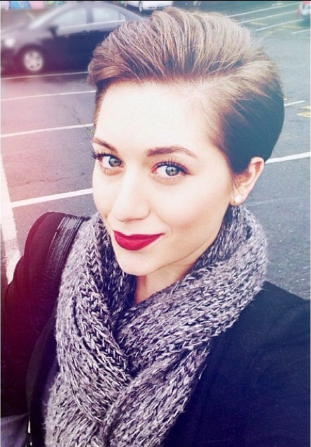 Hairstyles for women short hair