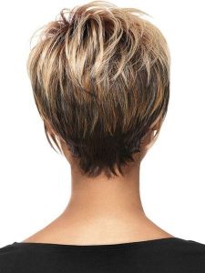18 Flattering Short Hairstyles for Winter