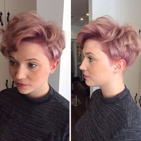 Pink pastel hair cutting with wavy hair - summer hairstyles
