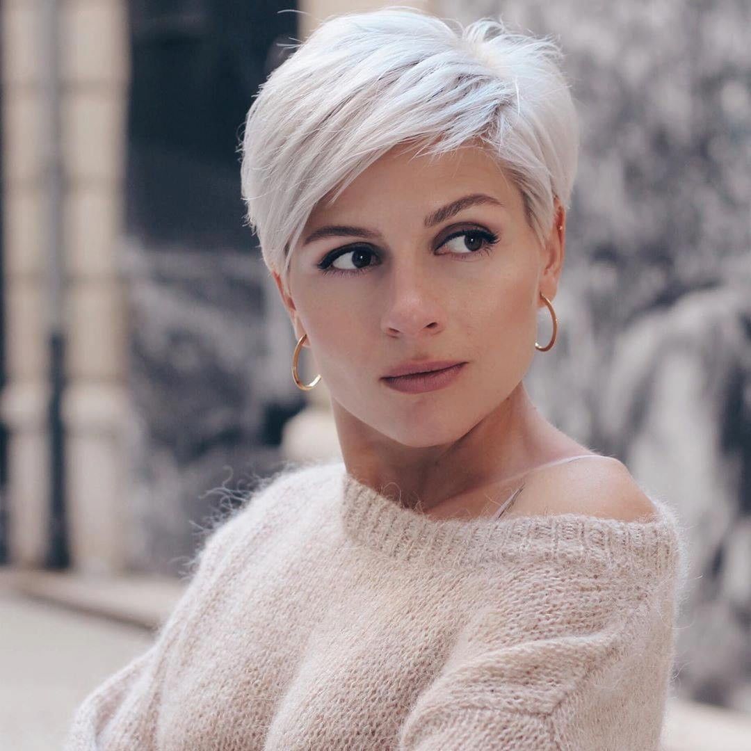 Pixse styles that make women more beautiful - short hairstyle pixel