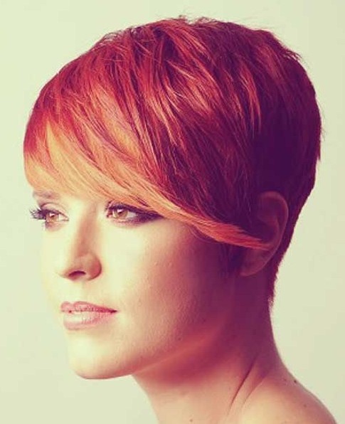 Pixie hairstyles 2014: short hair with long bangs