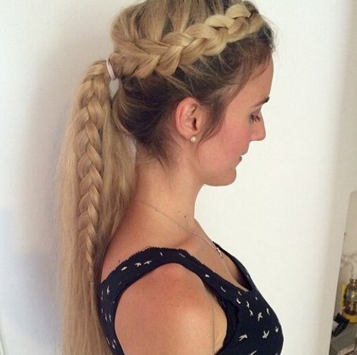 Horse -tail hairstyle with side braid