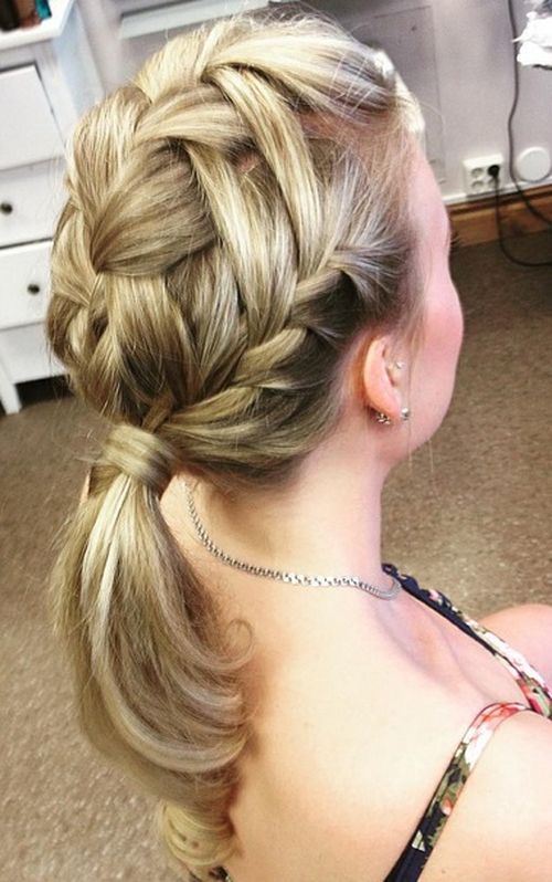Ponytail with braids