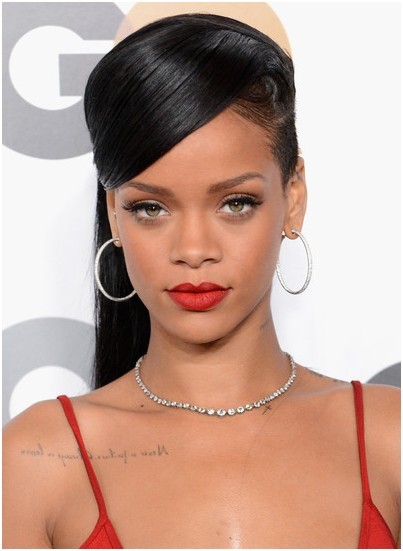 Pretty Classic Straight Ponytail Hairstyles: Rihanna Long Hair