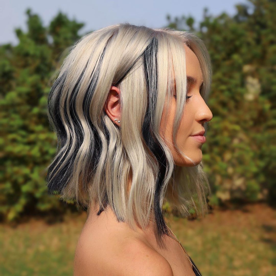 Beautiful medium -length hair styles - styling hair with a shoulder length 2021 - 2022