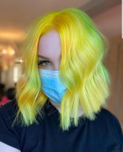 10 Pretty Medium Length Wavy Haircut Ideas for a Colorful Big Night Out!