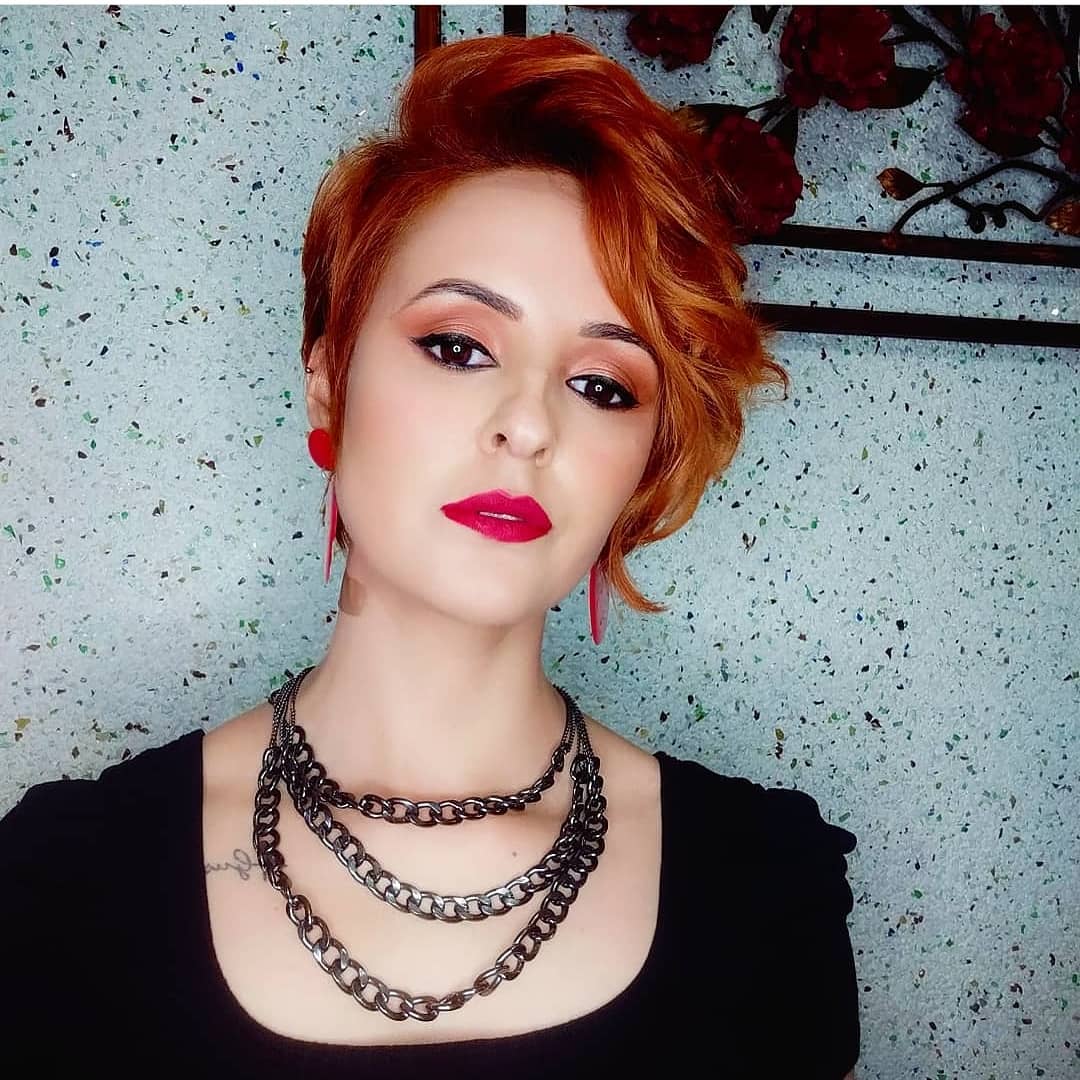 Written short hairstyles - wavy haircuts for short hair